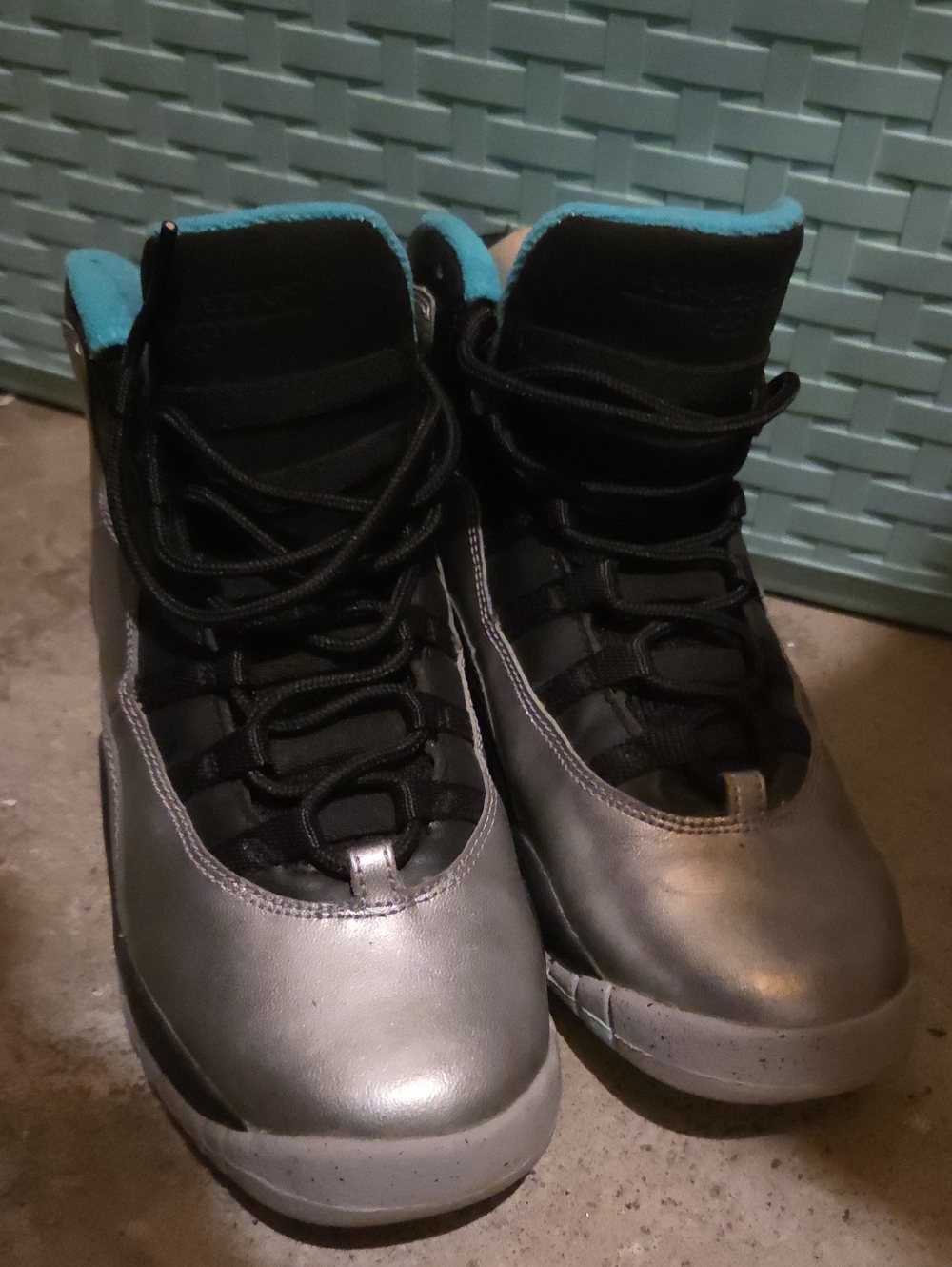Jordan Kids Metallic Silver High-Top Sneakers with Teal Lining